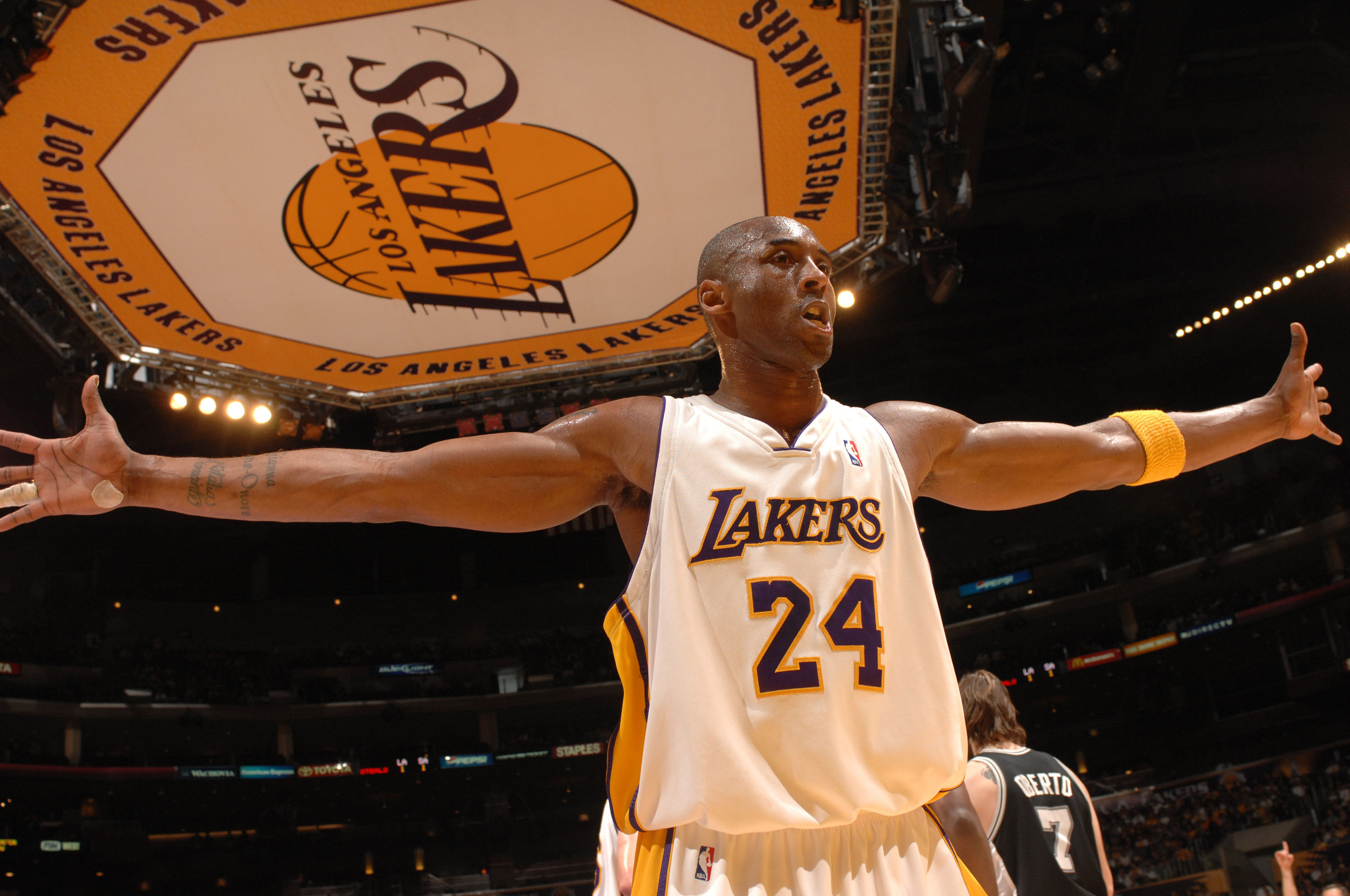 抛投将球完 抛投将球完