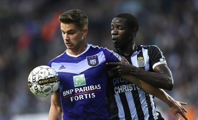 了一名运动 了一名运动