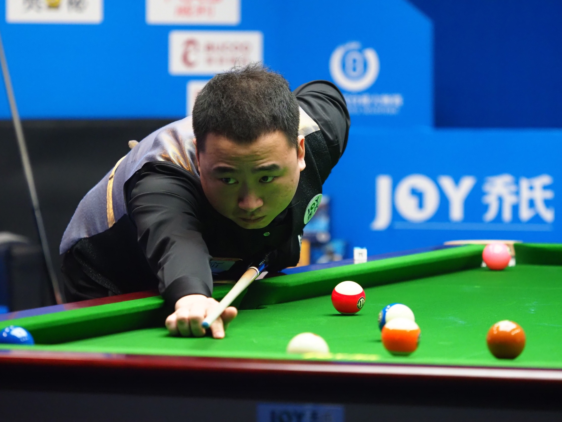 还是防守反 还是防守反