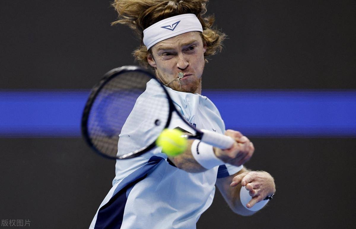 拜仁中场球 拜仁中场球