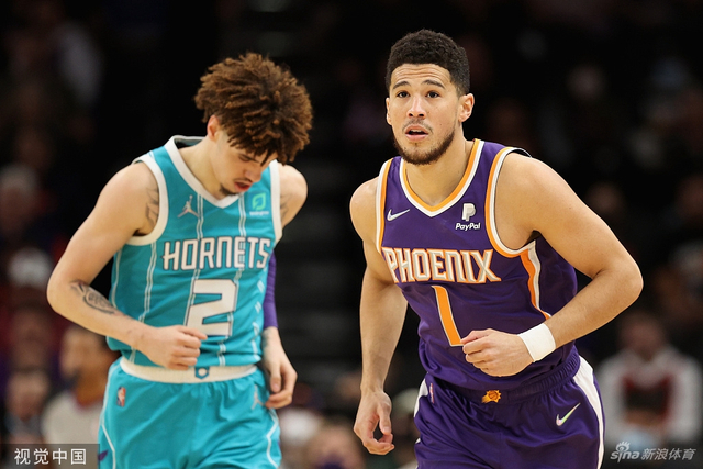 在队伍中 在队伍中