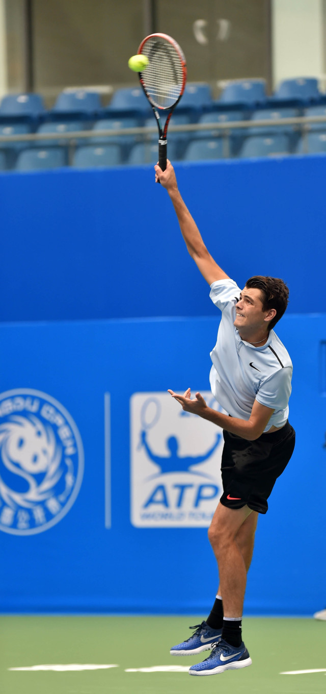 斯选手相较 斯选手相较