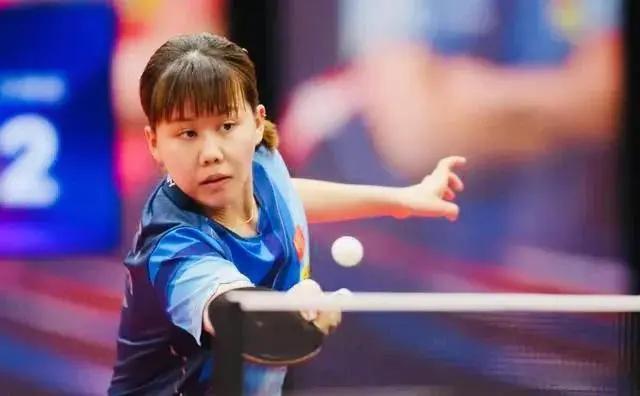 尖的聚光灯 尖的聚光灯